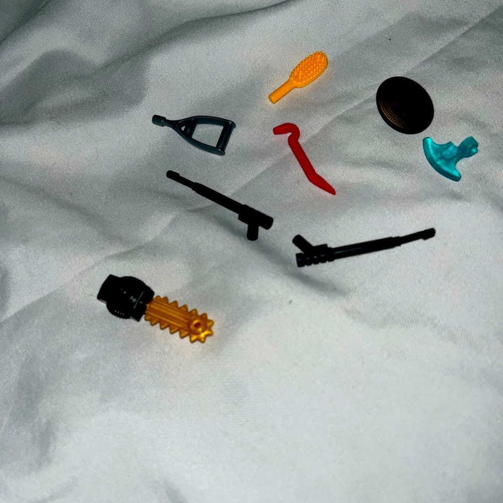 Lego random weapon pieces